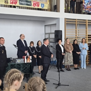 525ea401-e771-4ffe-810c-bbb63ca6aa08